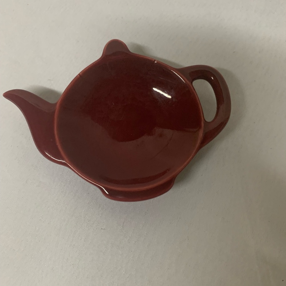 Elegant Red Ceramic Teapot-Shaped Dish tea bag holder - Picture 6 of 6